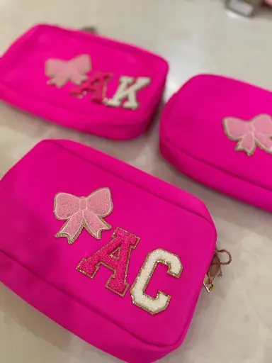 Medium Pouch Hot Pink