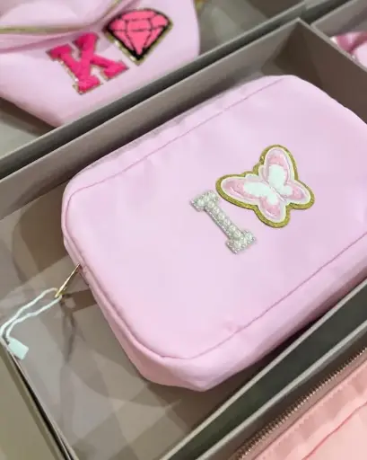 Medium Pouch Powder Pink